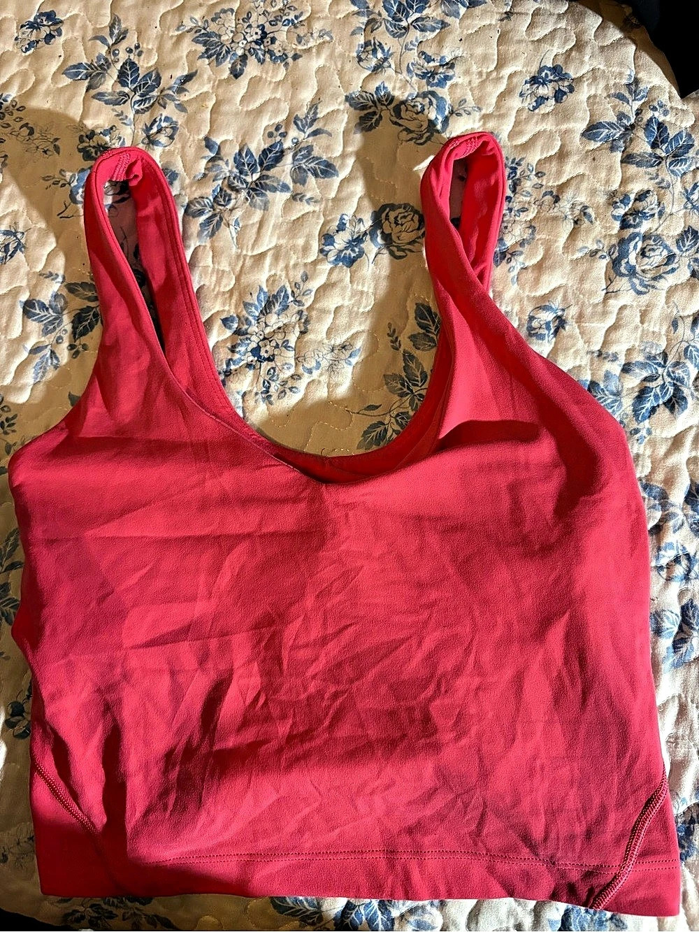 lululemon Athletic Sports Bra in Pink Like New